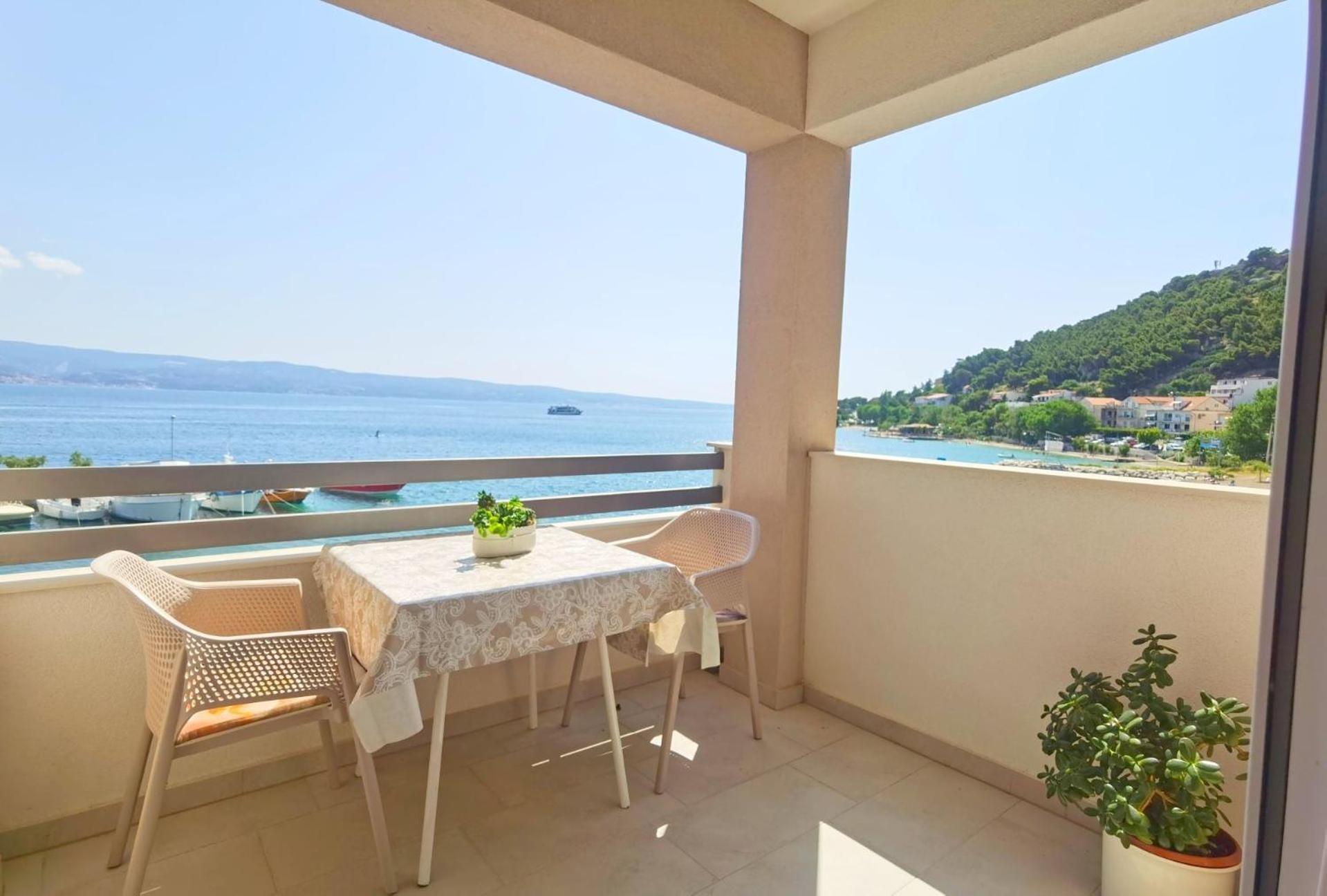 Beach House - Apartments Ana Duće Chambre photo